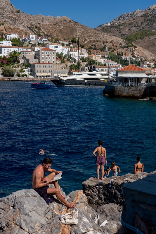 Hydra In A Day 005